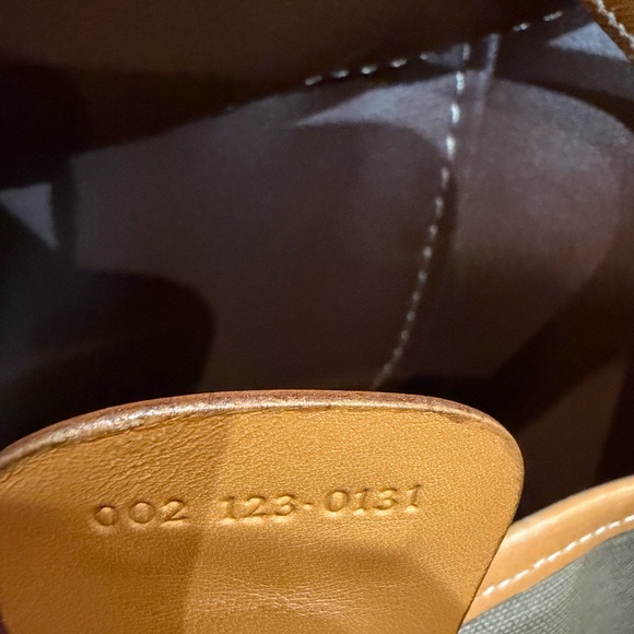 Gucci Beige Tote with Yellow and Green-Red Stripe - Picture 9 of 9